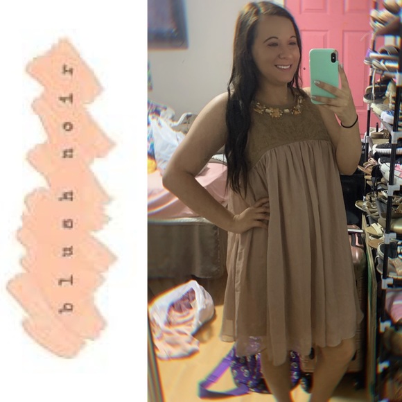 blush noir Dresses & Skirts - Last chance 🔥 Blush noir dress!